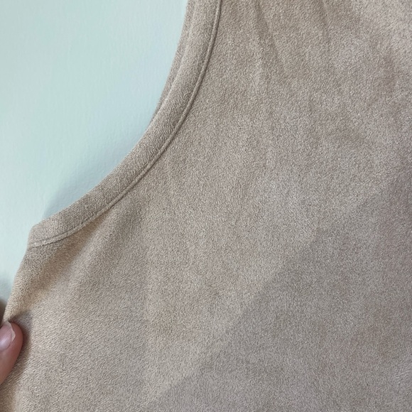 Forever 21 Suede Tan Pink Sleeveless Crop Tank Top Small - Picture 3 of 4